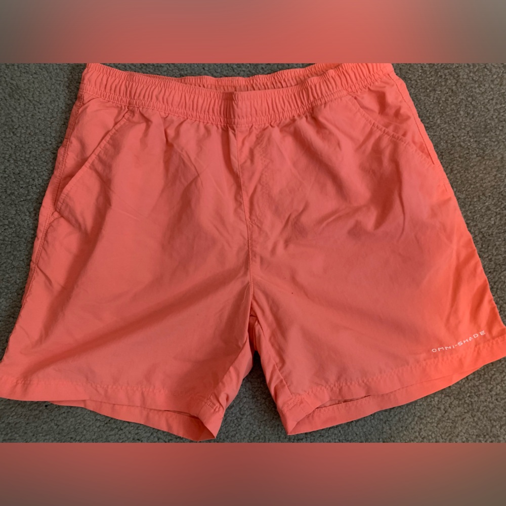 Columbia girls L 14-16 shirts, Omni shade, light orange color, great condition